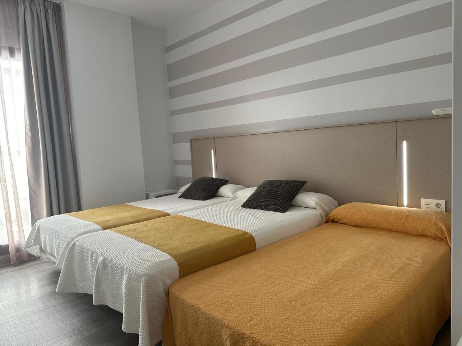 Hotel Leo Монестерио Экстерьер фото